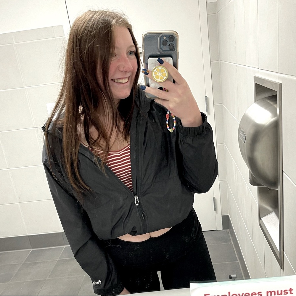 Meet your Posher, Emily